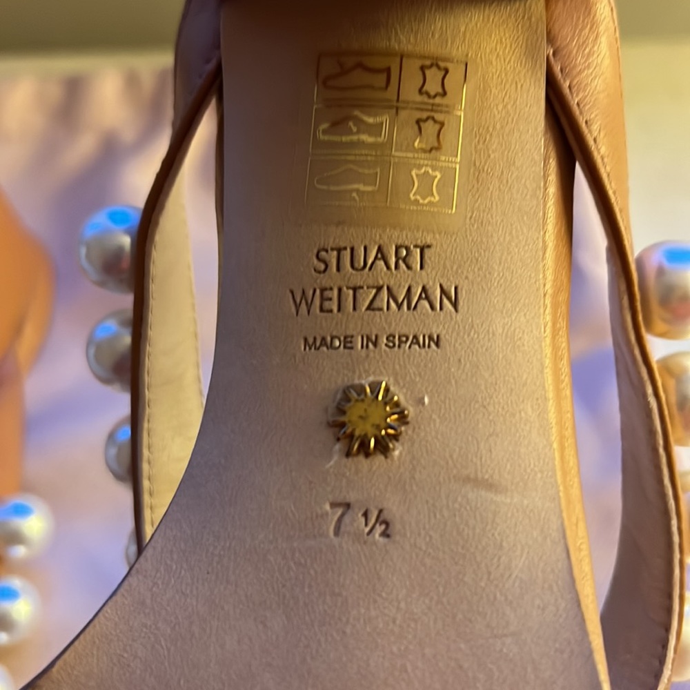 Pearl accented block heel sandal - Picture 5 of 6